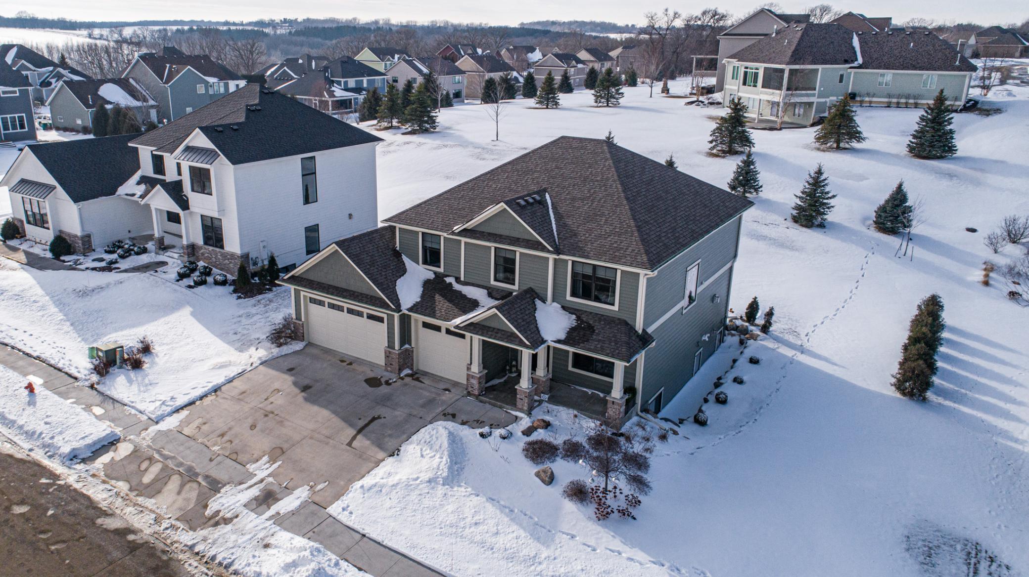 5375 Scenic Oak Drive Southwest Rochester, MN 55902 - Photo 3 of 43 Gallery Image 3