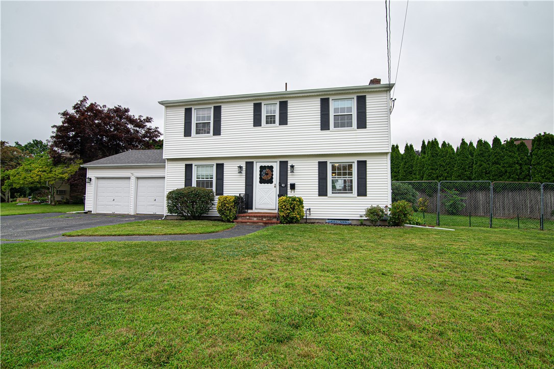 40 Milburn Road East Providence, RI 02914 - Photo 1 of 50 Gallery Image 1