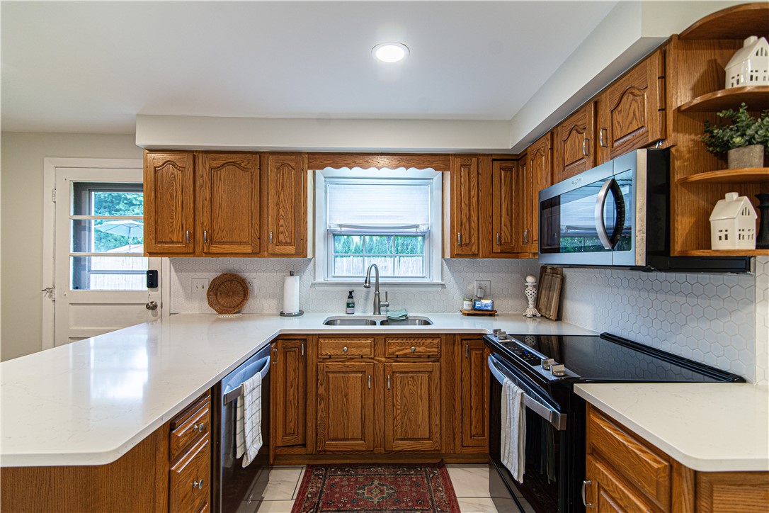 40 Milburn Road East Providence, RI 02914 - Photo 14 of 50 Gallery Image 14
