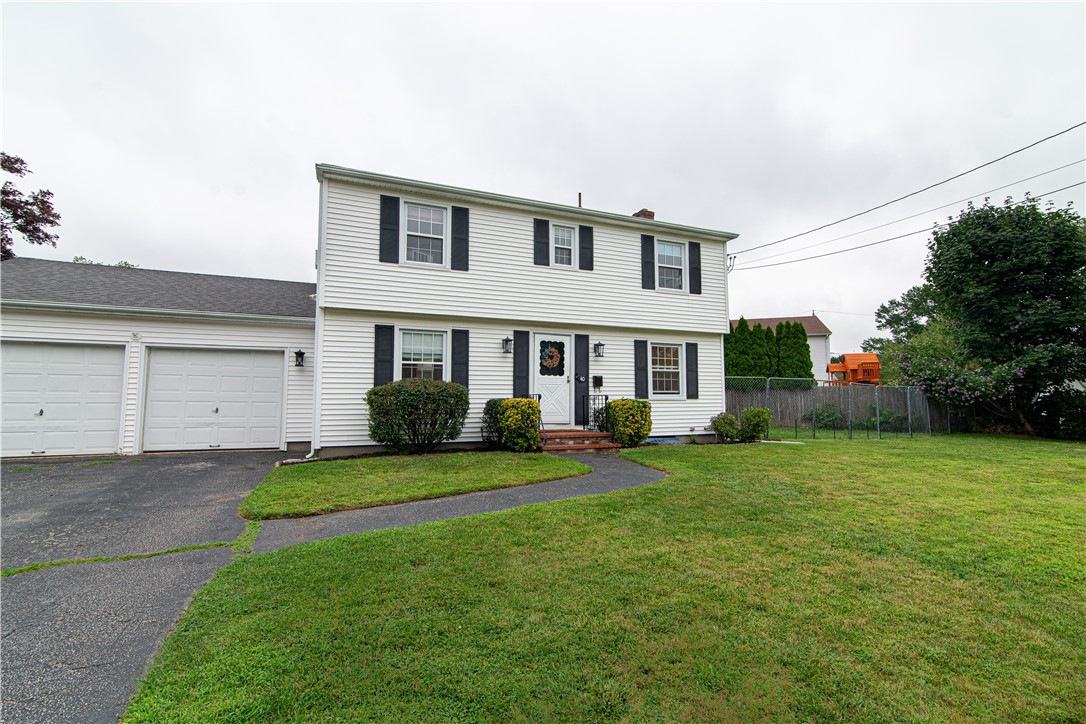 40 Milburn Road East Providence, RI 02914 - Photo 2 of 50 Gallery Image 2