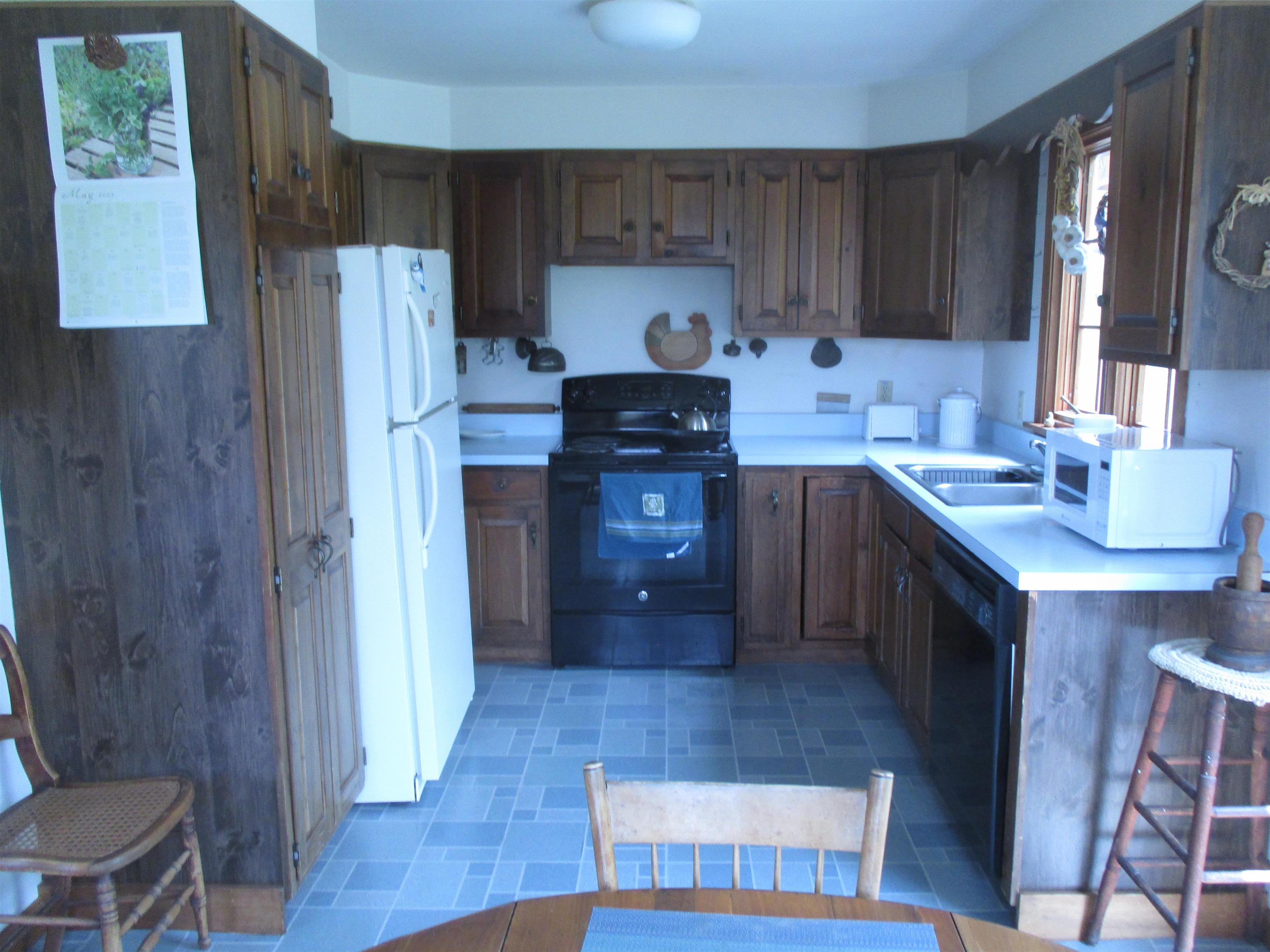 290 Ralph Road Brookfield, VT 05036 - Photo 7 of 32