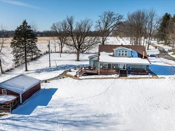 $400,000 | 9257 North Veta Grande Road, Scales Mound, IL 61075
