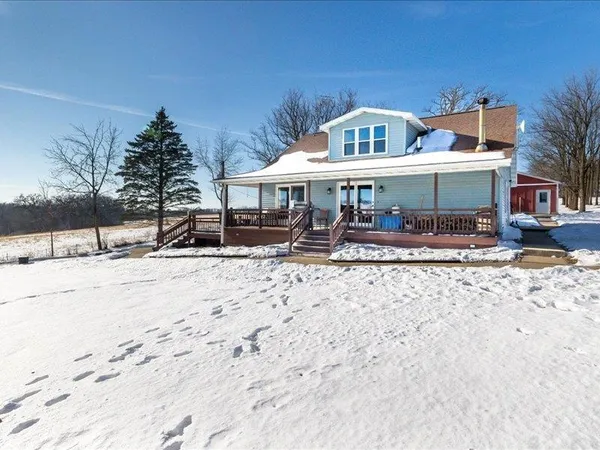 $400,000 | 9257 North Veta Grande Road, Scales Mound, IL 61075