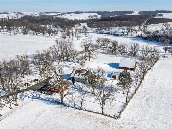 $400,000 | 9257 North Veta Grande Road, Scales Mound, IL 61075