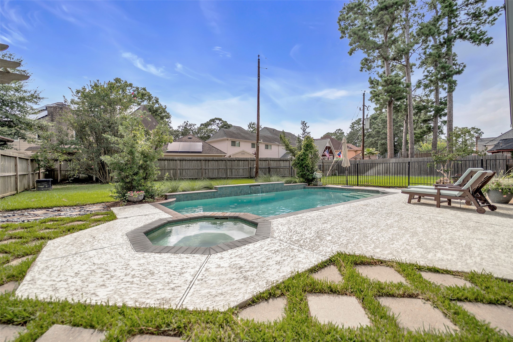 8018 Northbridge Drive Spring, TX 77379 - Photo 38 of 50