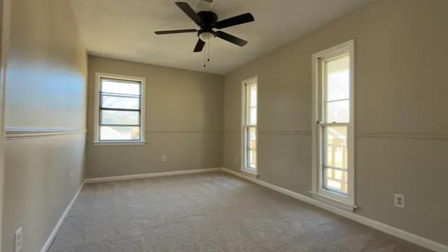 an empty room that has a window