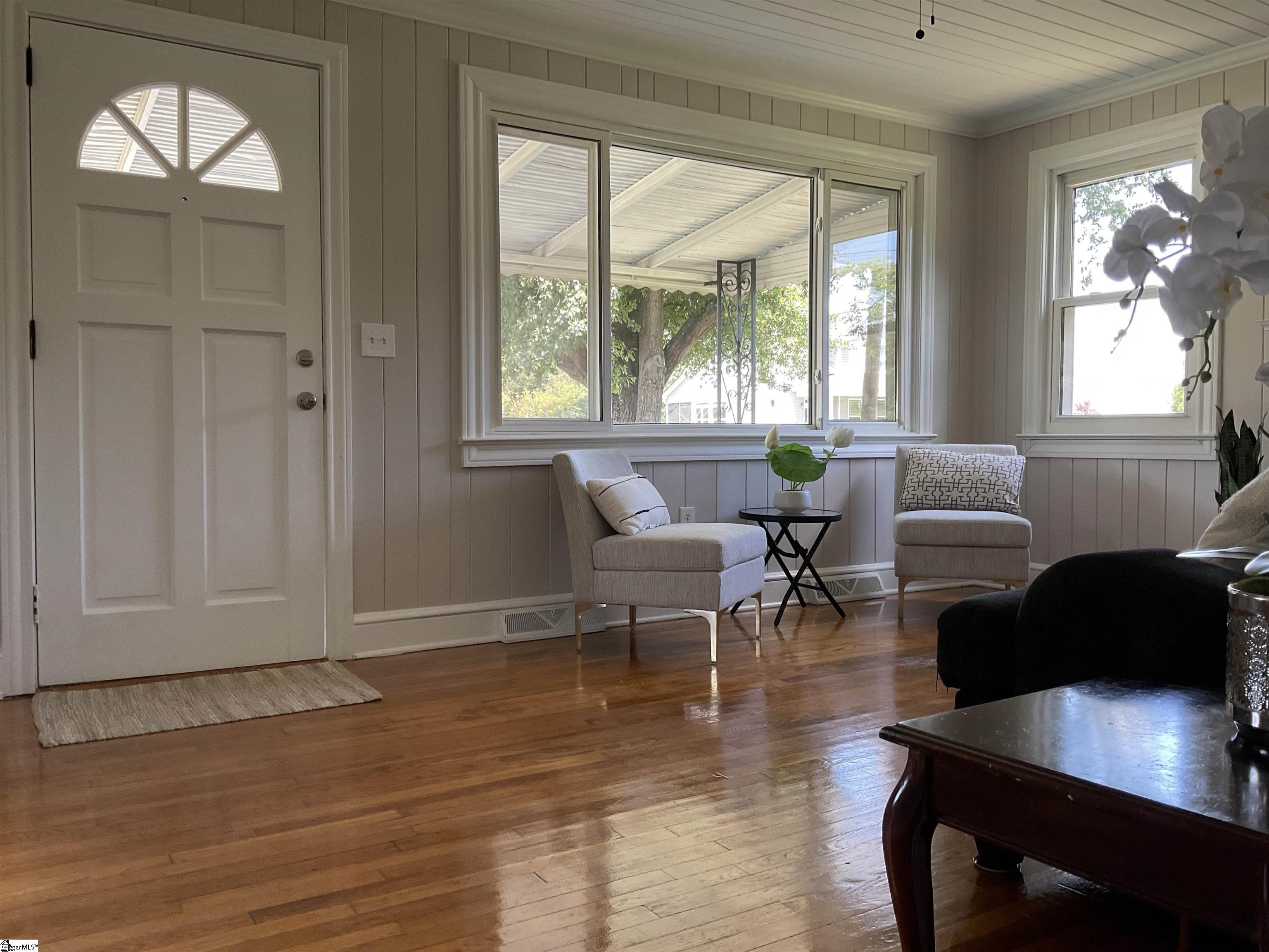 205 Jones Road Taylors, SC 29687 - Photo 2 of 28 Gallery Image 2