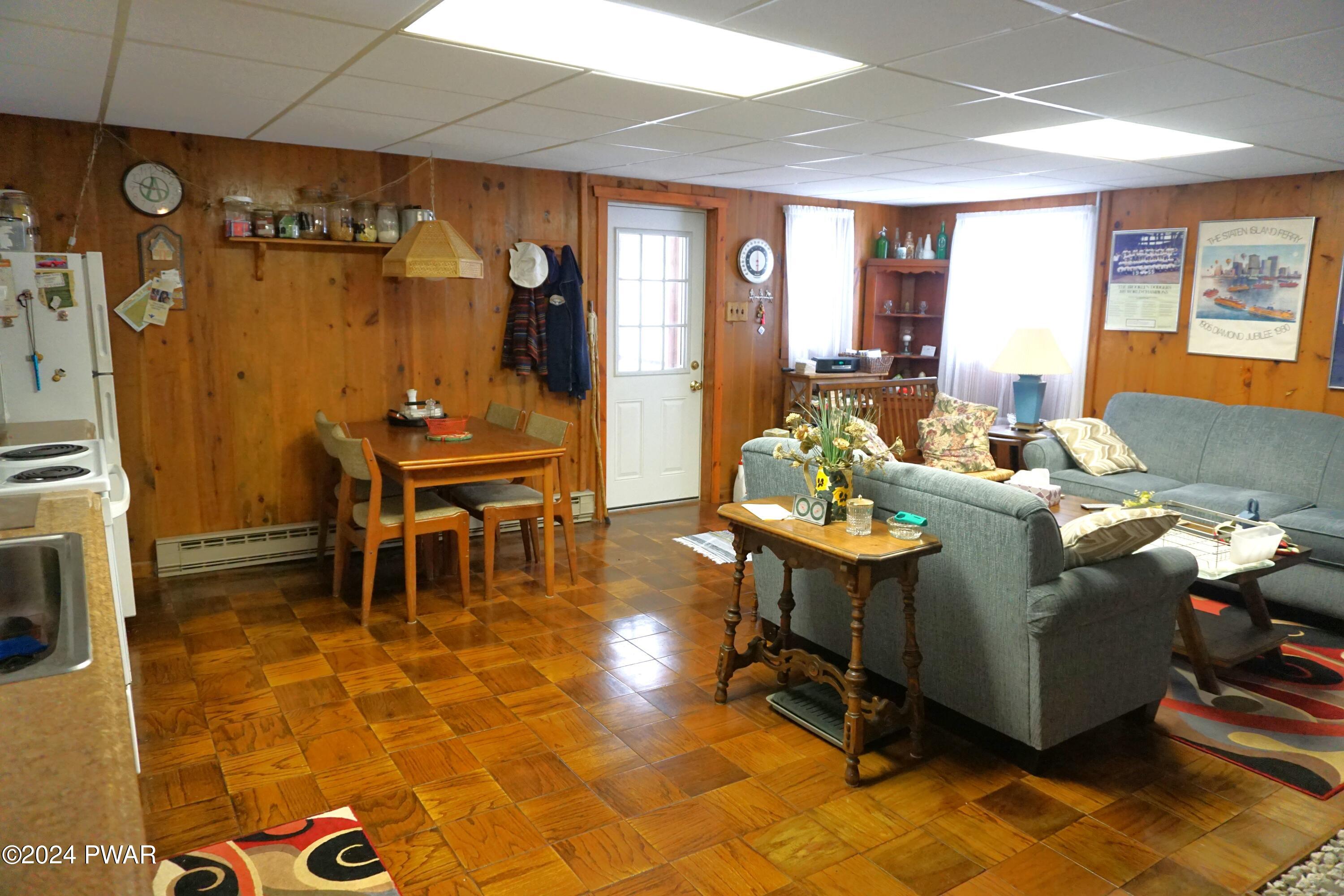 Living Area 1