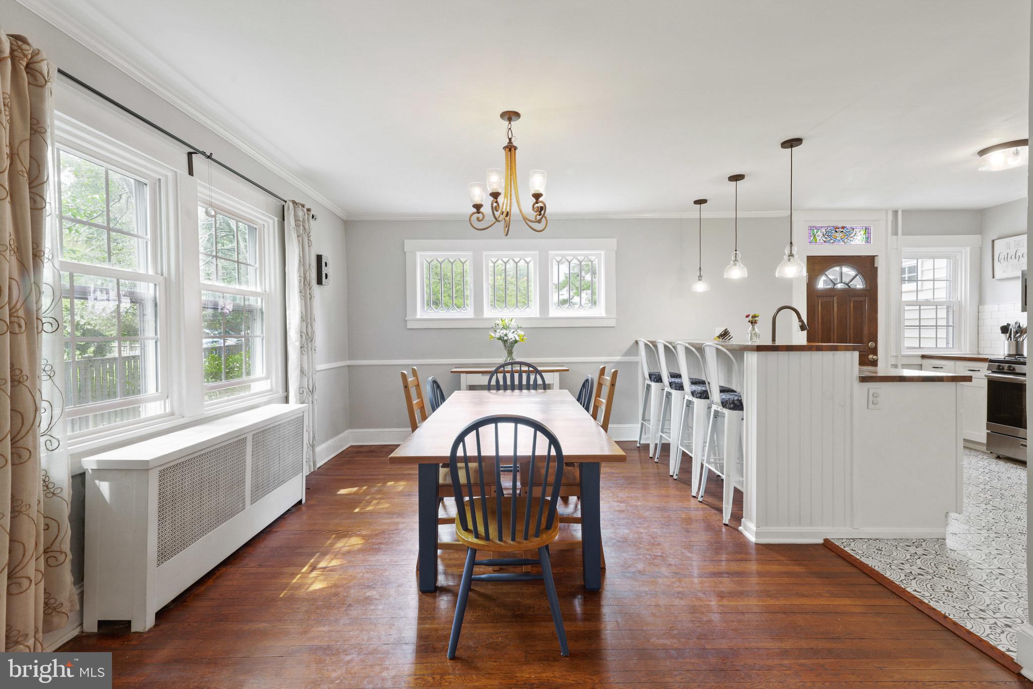 420 Kenneth Square Baltimore, MD 21212 - Photo 15 of 52 Open dining room