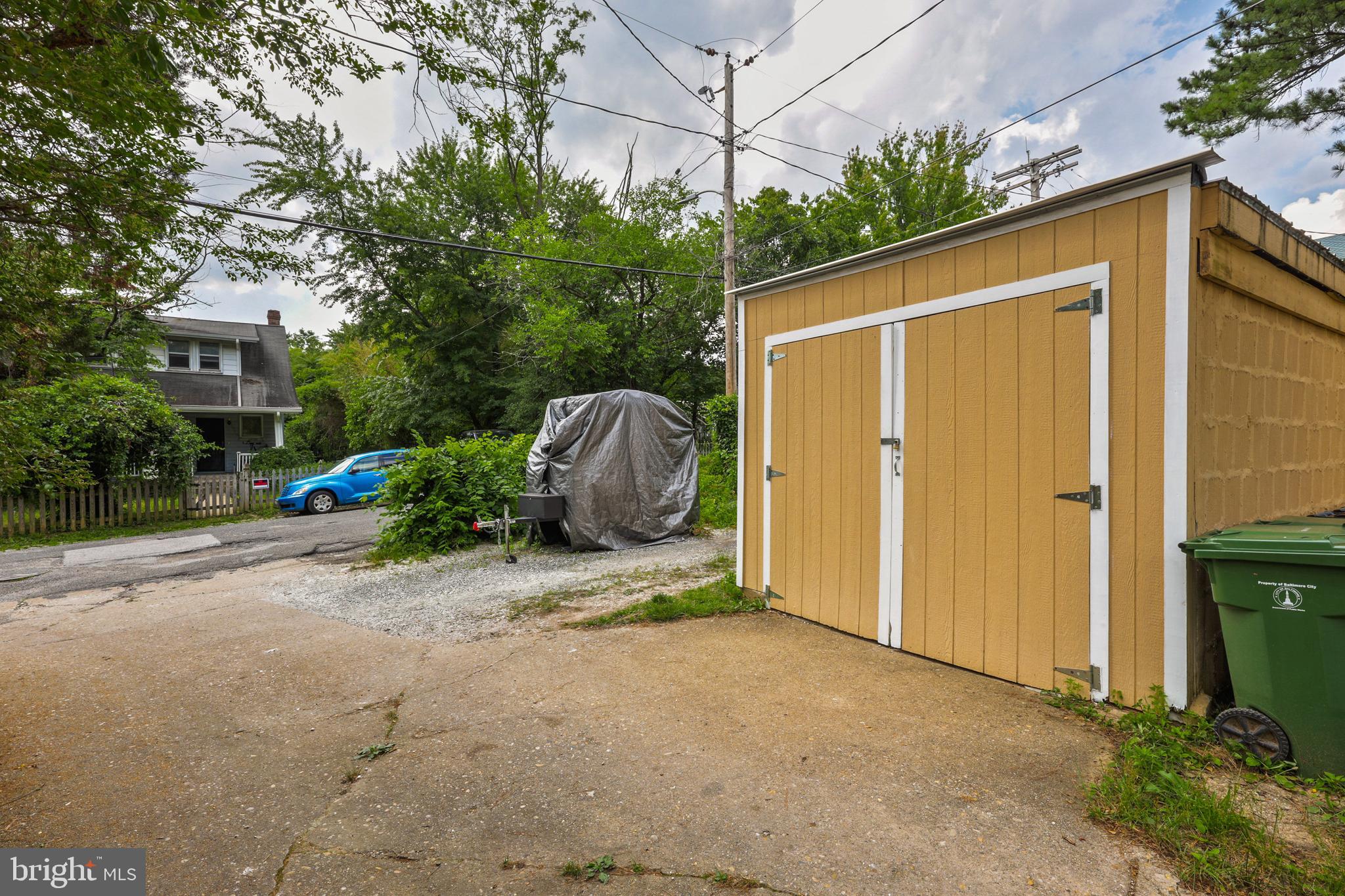 420 Kenneth Square Baltimore, MD 21212 - Photo 51 of 52 Access to parking from alley