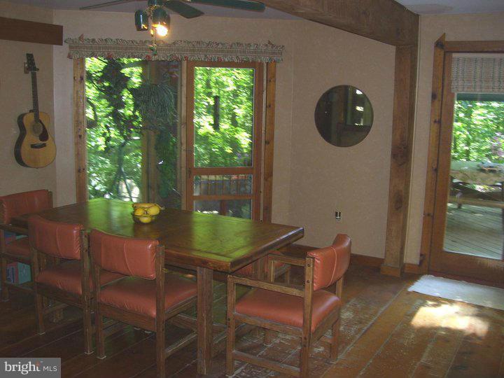 335 Potomac Run Road Fredericksburg, VA 22405 - Photo 15 of 29 Dining Room