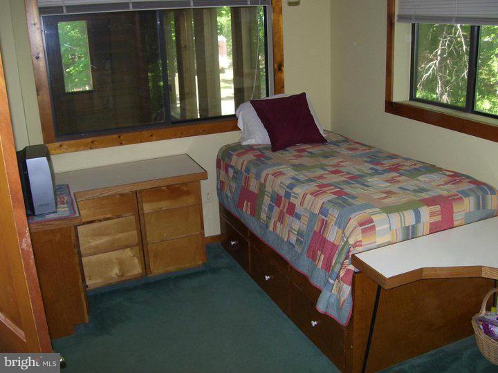 335 Potomac Run Road Fredericksburg, VA 22405 - Photo 20 of 29 Bedroom