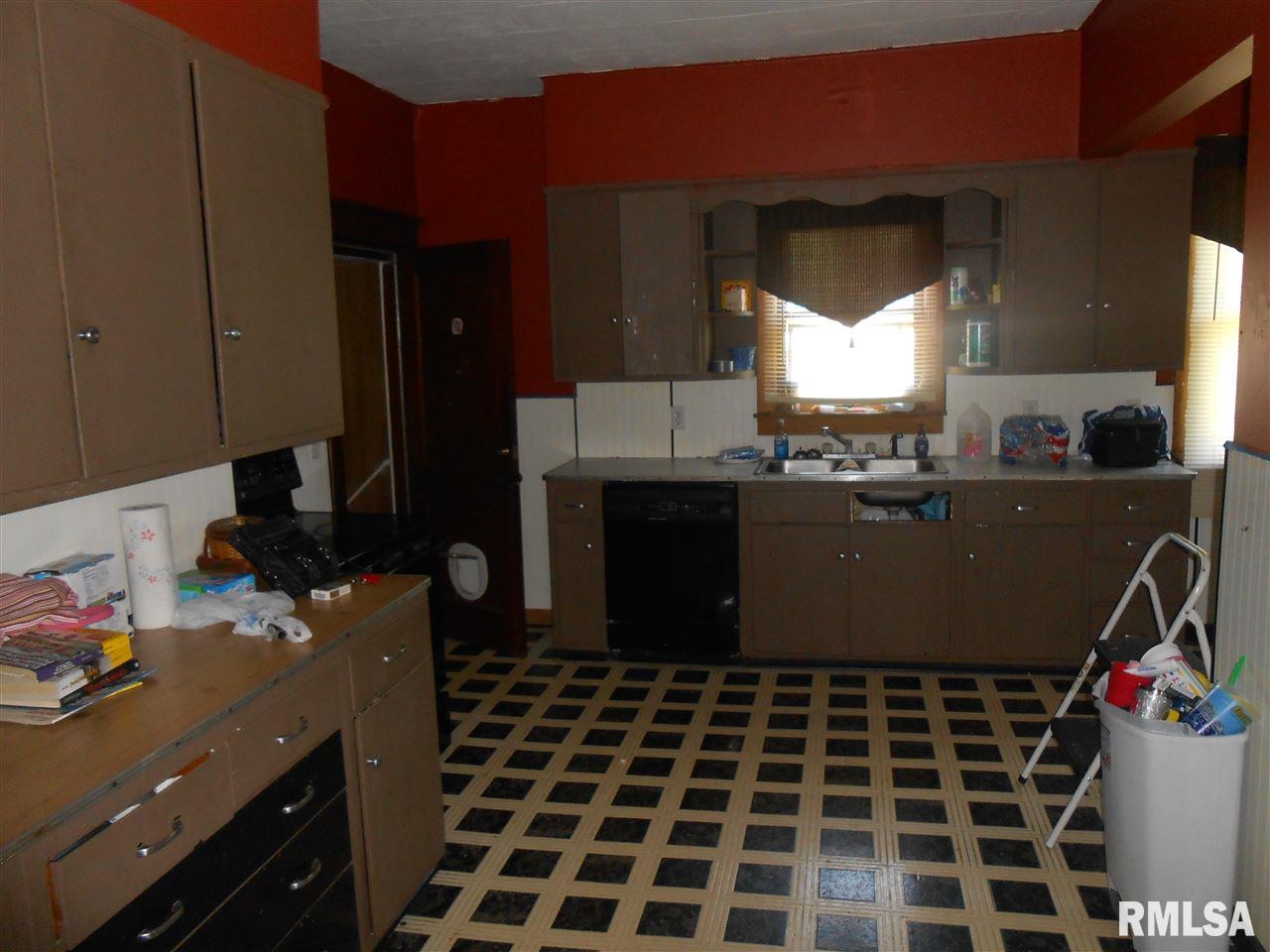 412 Washington Street La Rose, IL 61541 - Photo 9 of 10