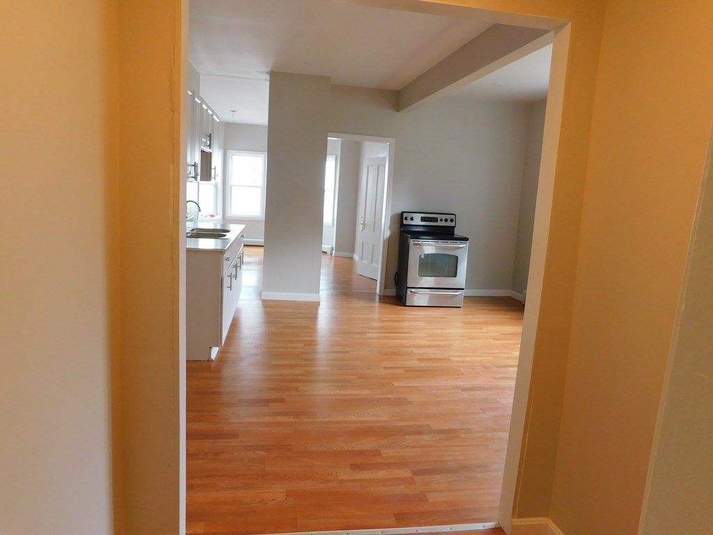 951 Rodman Street Fall River, MA 02721 - Photo 7 of 39