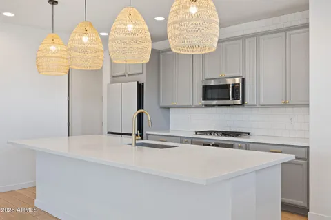 $585,000 | 20931 East Cattle Drive, Queen Creek, AZ 85142