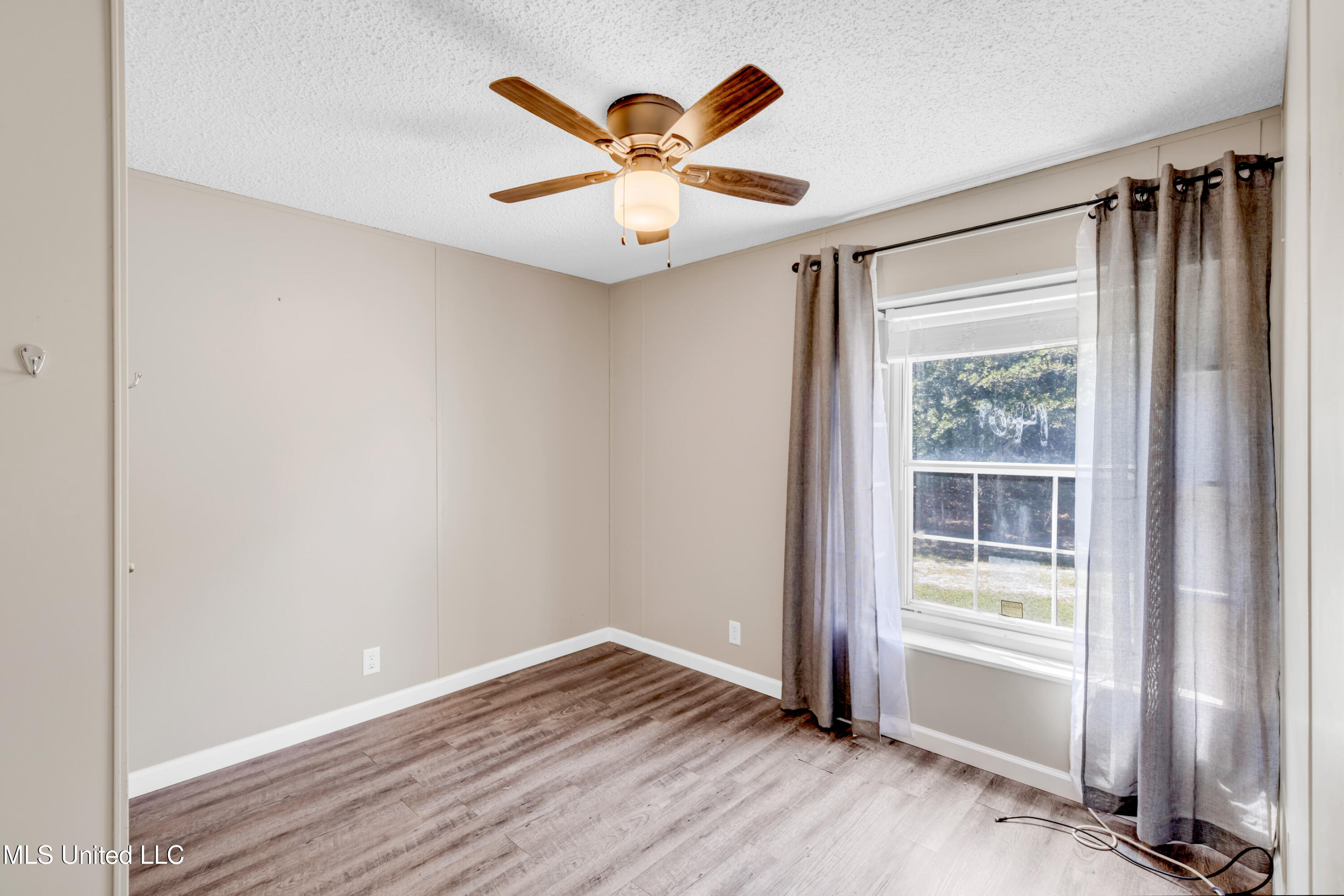 24374 Boweevil Road Saucier, MS 39574 - Photo 21 of 43 24374BoweevilleRd-16