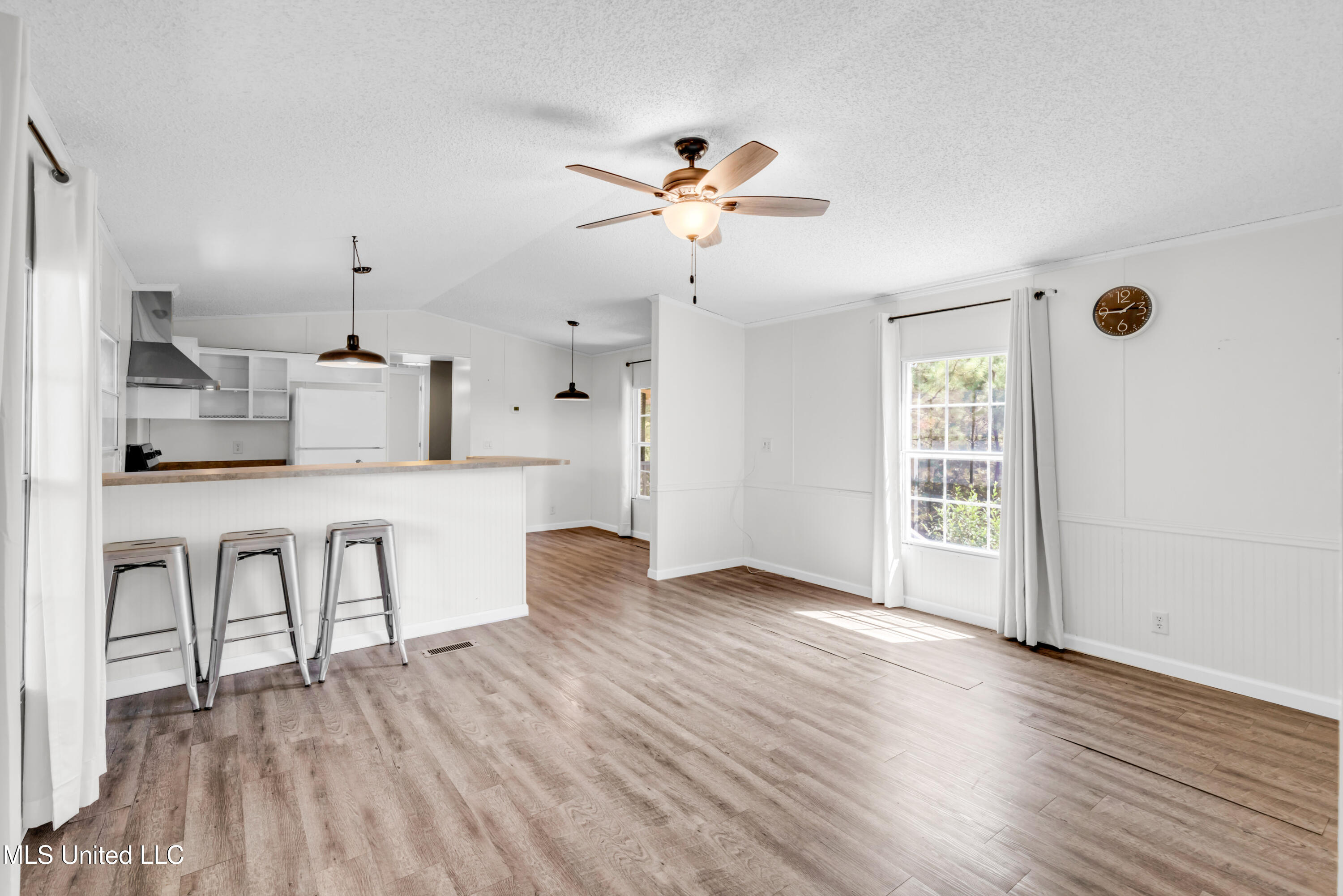 24374 Boweevil Road Saucier, MS 39574 - Photo 6 of 43 24374BoweevilleRd-3