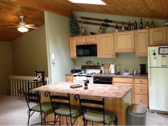 64 Hemlock Hill Road Wardsboro, VT 05360 - Photo 8 of 15 Gallery Image 8
