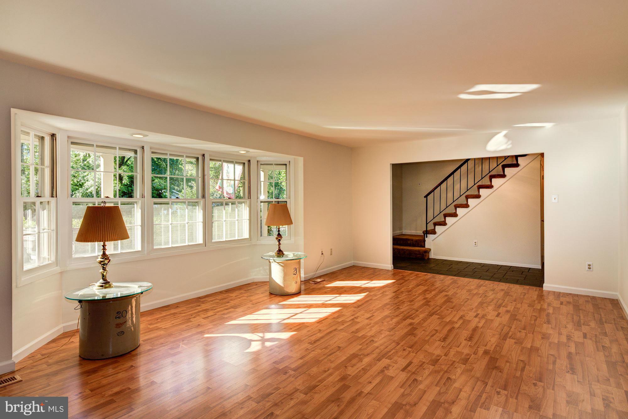 8802 Churchfield Lane Laurel, MD 20708 - Photo 8 of 29 Living Room