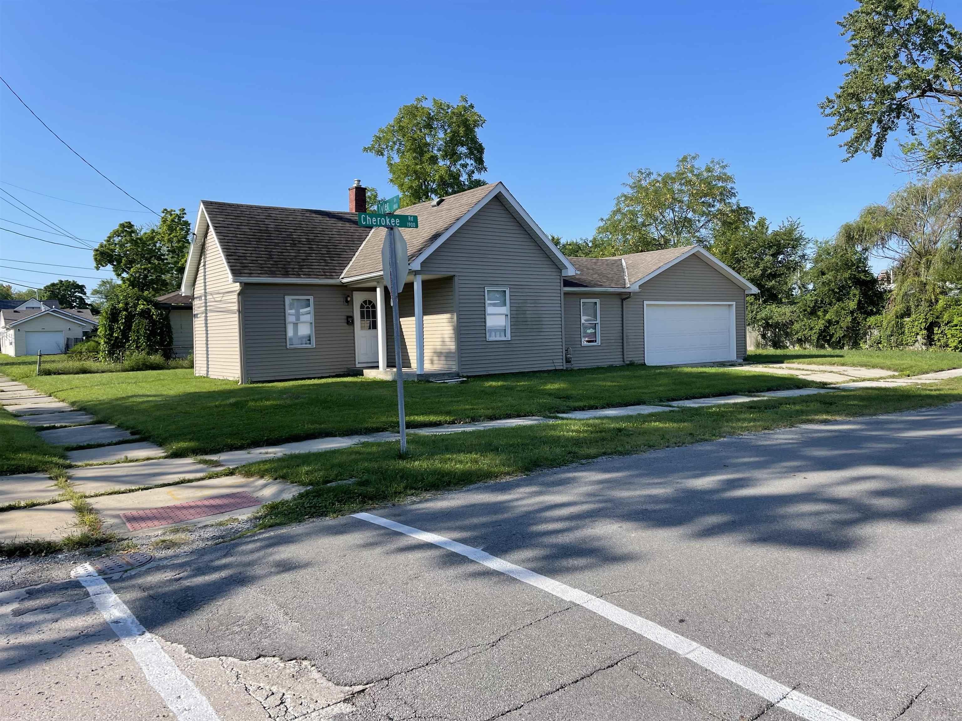1901 Cherokee Road Fort Wayne, IN 46808 - Photo 19 of 25