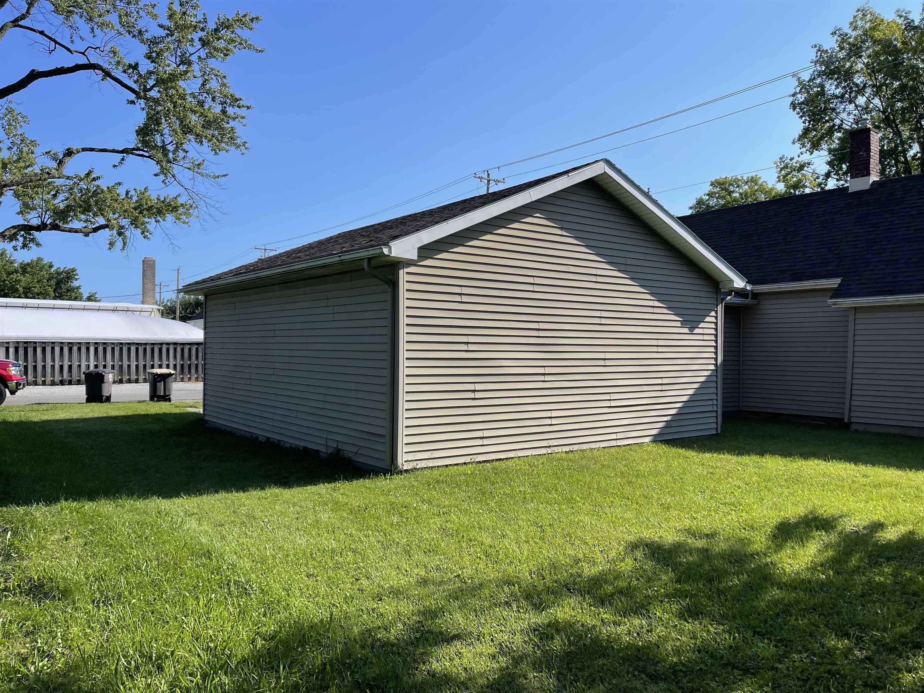 1901 Cherokee Road Fort Wayne, IN 46808 - Photo 22 of 25