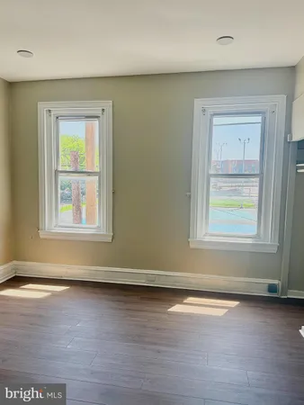 $900 | 2130 North 16th Street, Unit B, Philadelphia, PA 19121