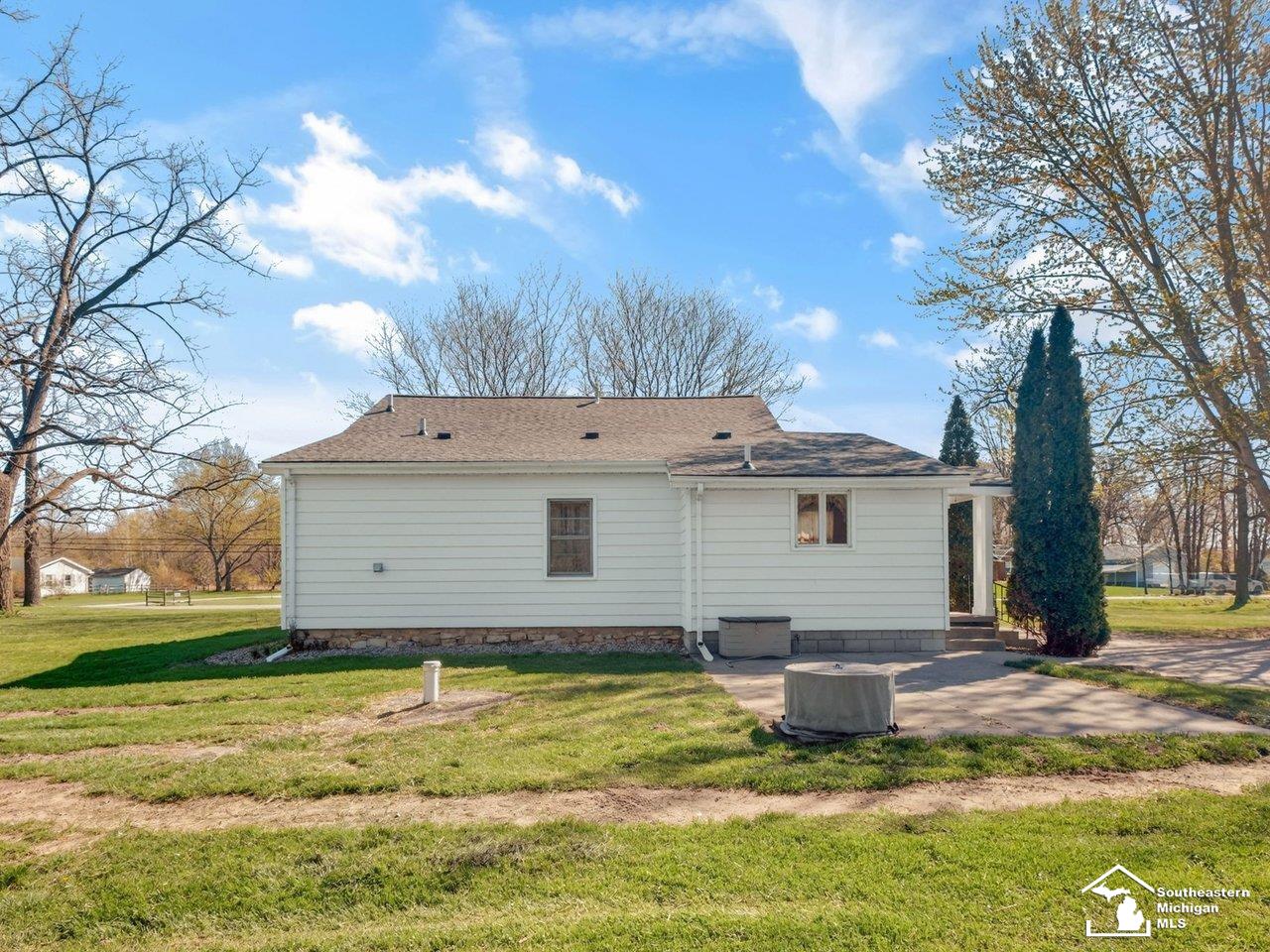 10757 Summerfield Road Temperance, MI 48182 - Photo 42 of 66