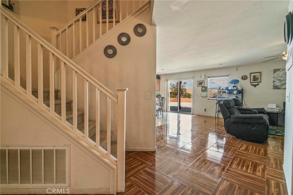 3131 Jojoba Terrace Palmdale, CA 93550 - Photo 17 of 51