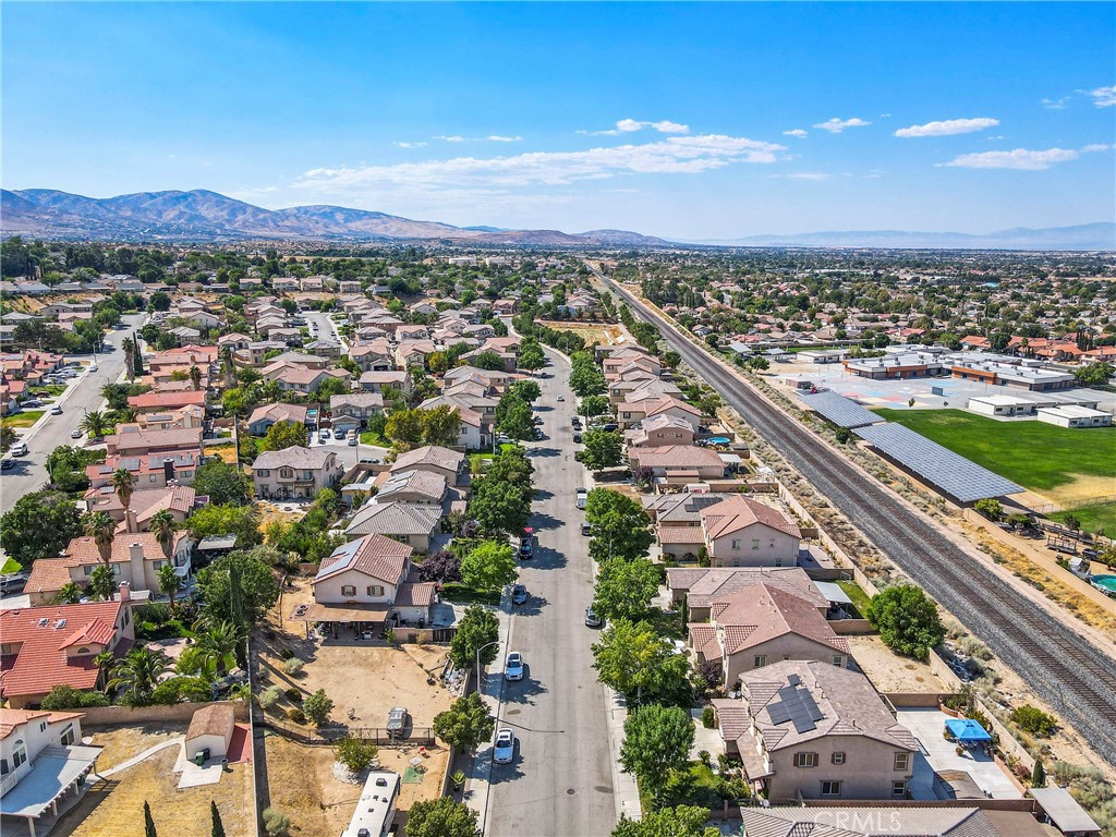 3131 Jojoba Terrace Palmdale, CA 93550 - Photo 48 of 51