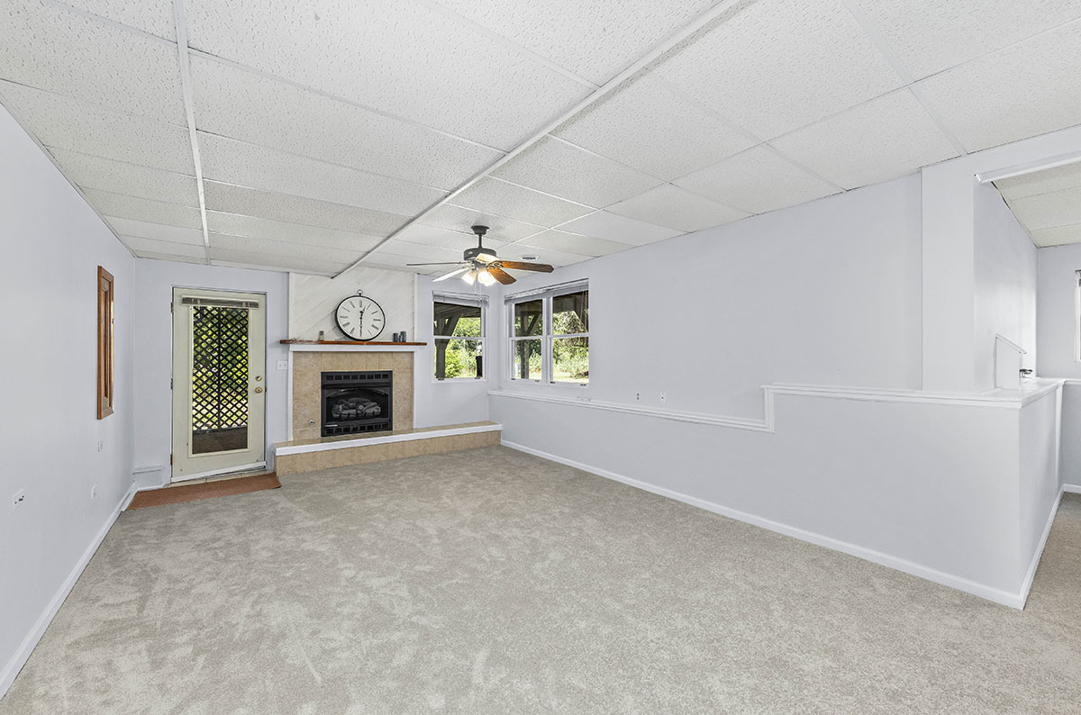 703 Rock Spring Road Naperville, IL 60565 - Photo 29 of 46