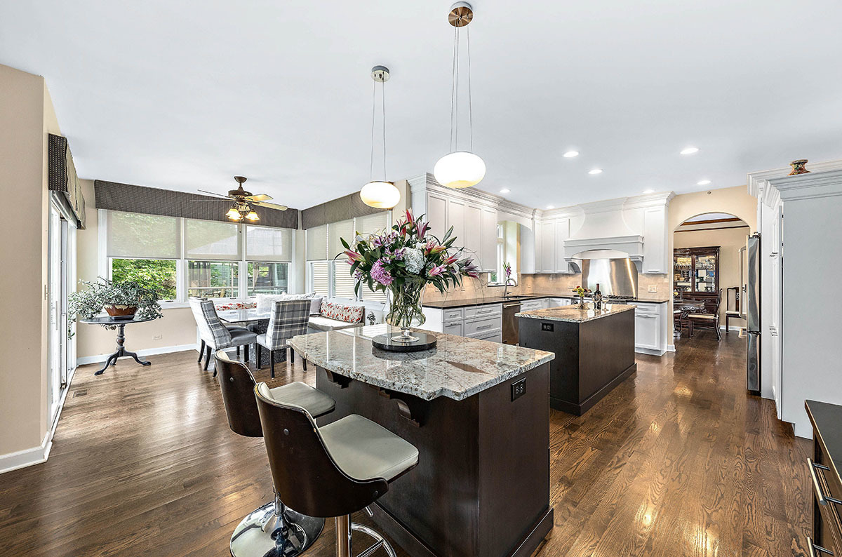703 Rock Spring Road Naperville, IL 60565 - Photo 4 of 46