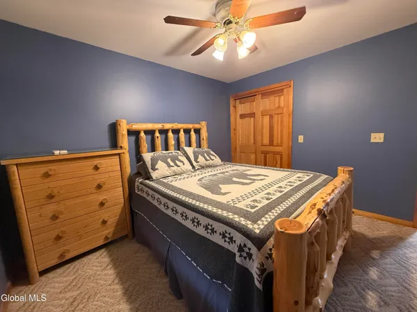 $675,000 | 143 Lakeview Avenue, Mayfield, NY 12117