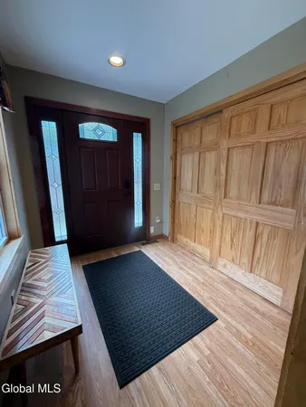 $675,000 | 143 Lakeview Avenue, Mayfield, NY 12117