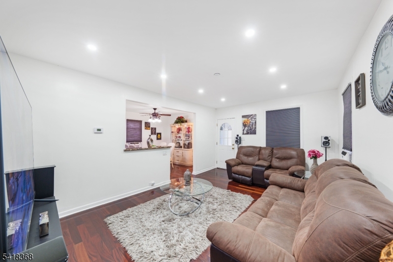 980 Salem Road Union, NJ 07083 - Photo 3 of 18