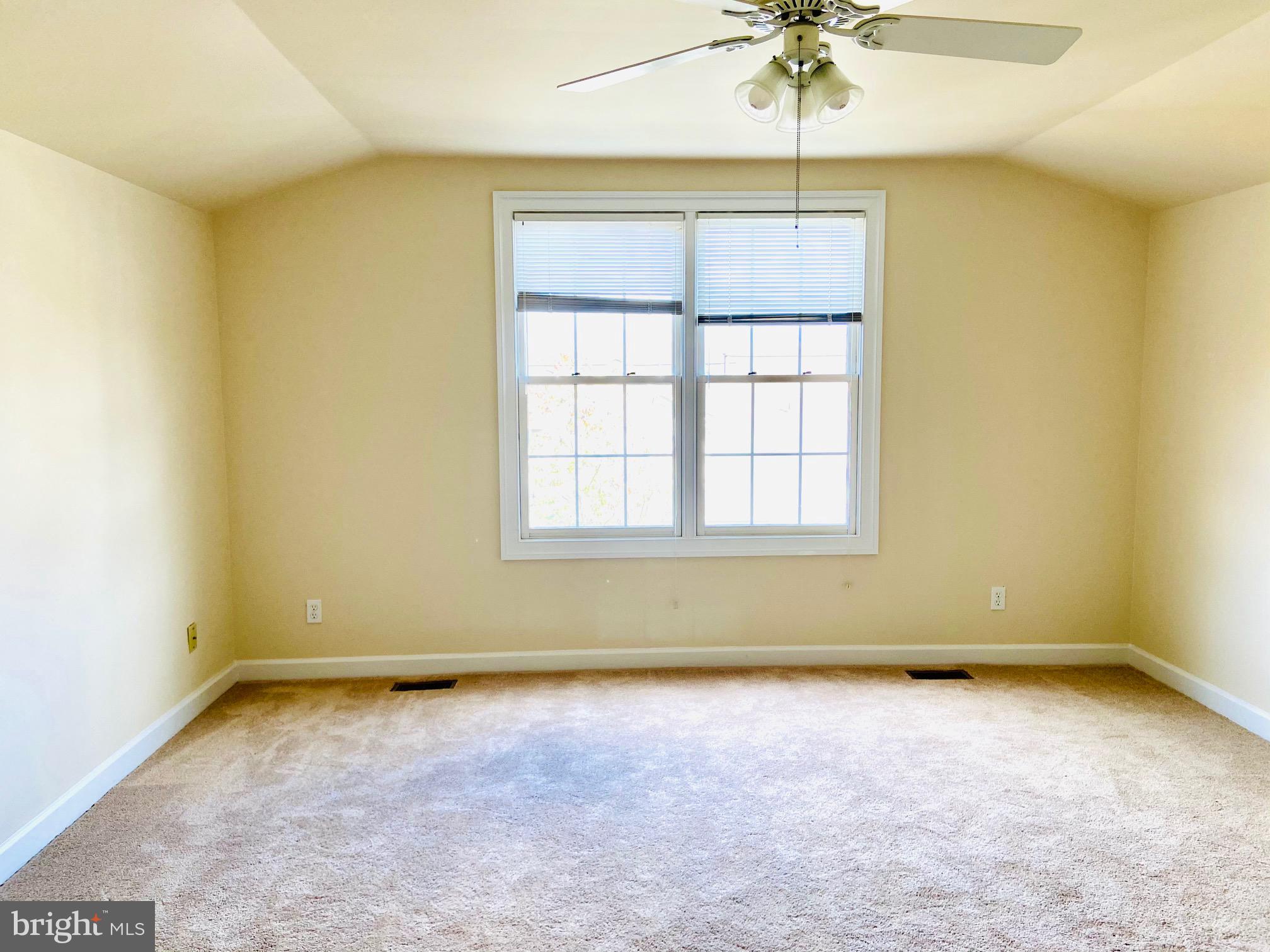 9544 Lagersfield Circle Vienna, VA 22181 - Photo 17 of 22