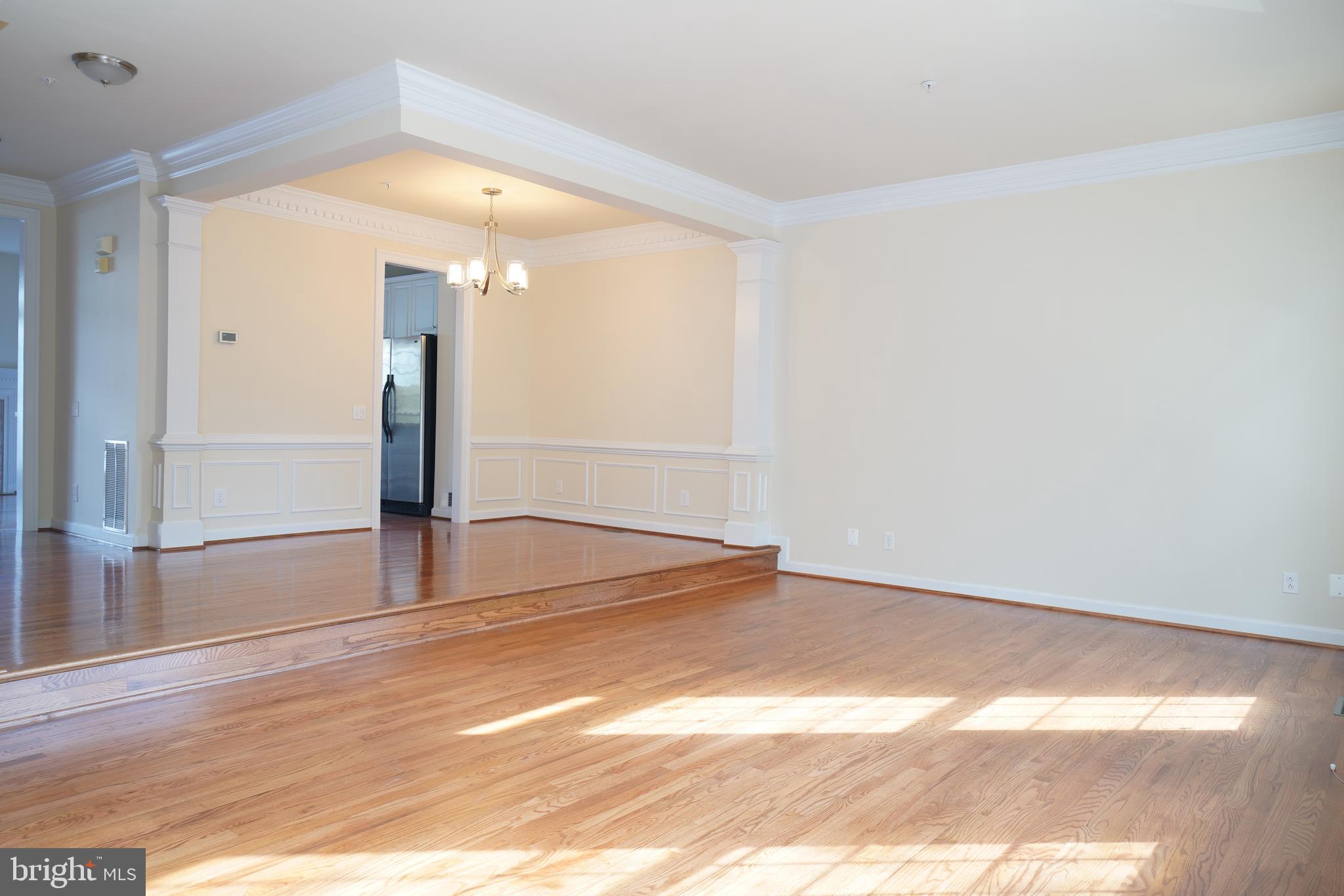 9544 Lagersfield Circle Vienna, VA 22181 - Photo 3 of 22