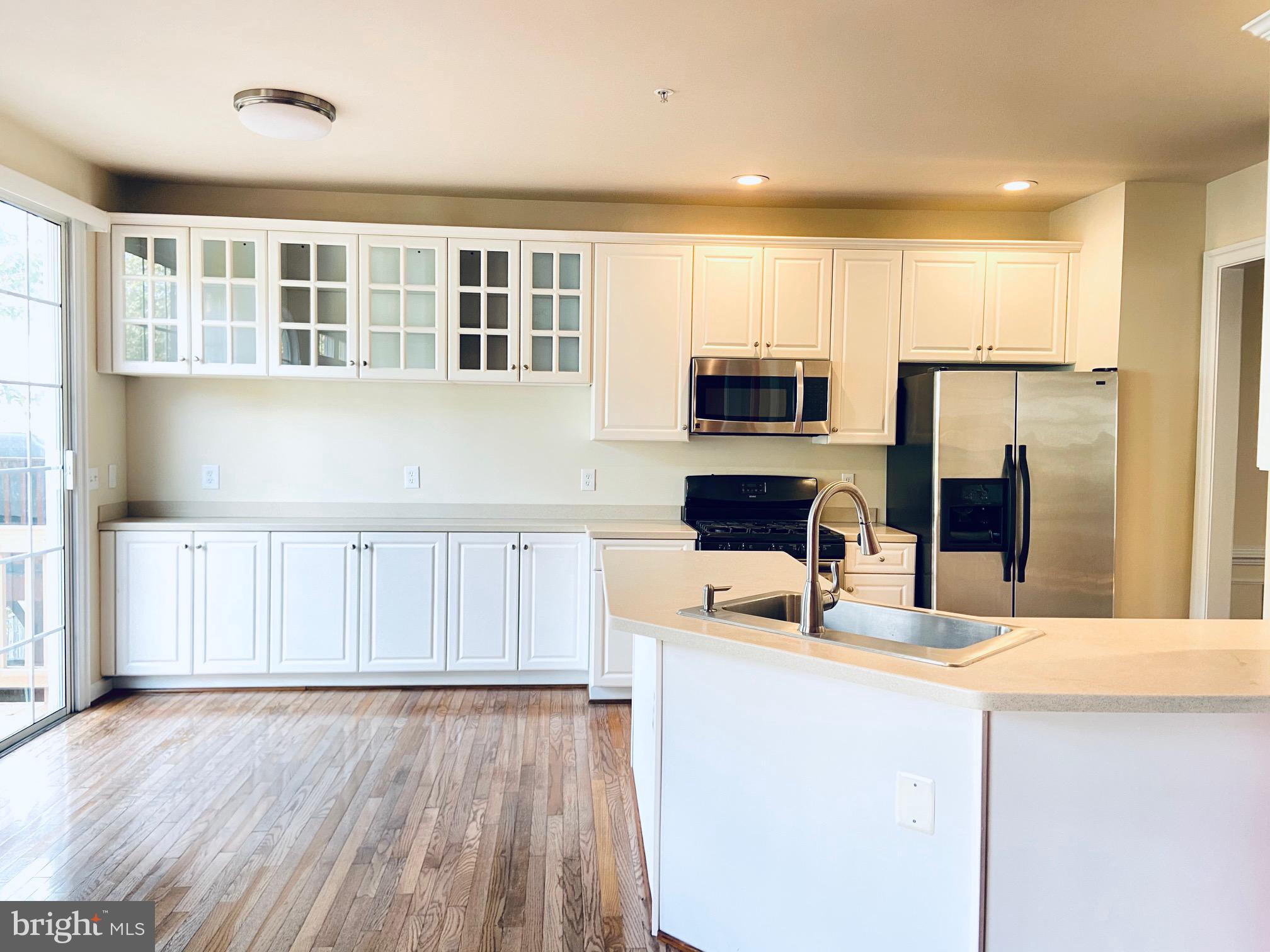 9544 Lagersfield Circle Vienna, VA 22181 - Photo 5 of 22