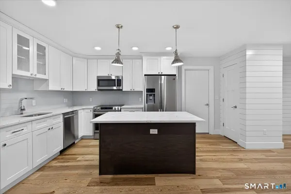 $2,750 | 32 1/2 Village Road, Unit 1, Milford, CT 06460