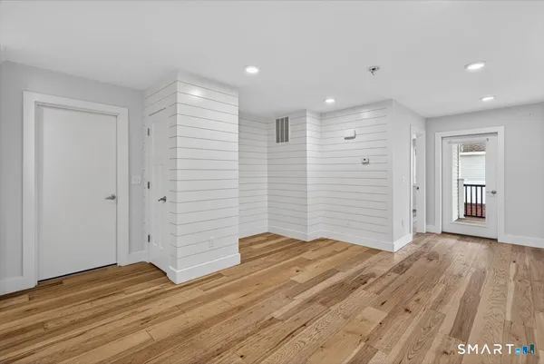 $2,750 | 32 1/2 Village Road, Unit 1, Milford, CT 06460