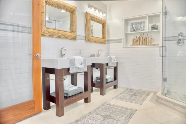 $2,495,000 | 27062 Calle Juanita, Dana Point, CA 92624