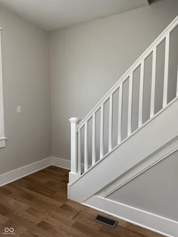 $1,950 | 717 Parkway Avenue, Indianapolis, IN 46203