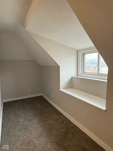 $1,950 | 717 Parkway Avenue, Indianapolis, IN 46203