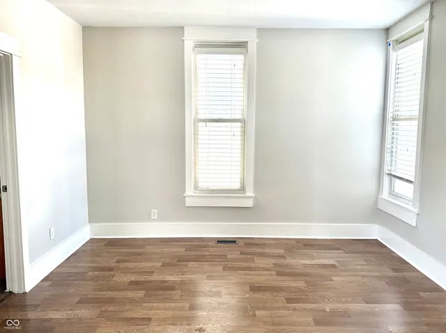 $1,950 | 717 Parkway Avenue, Indianapolis, IN 46203