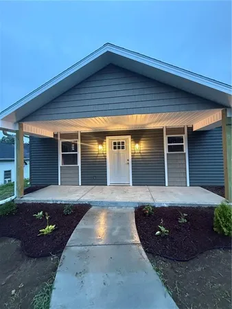 $279,900 | 2602 Faraon Street, St. Joseph, MO 64501
