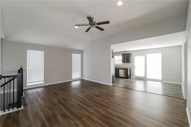 $2,110 | 10909 Highview Road, Peculiar, MO 64078