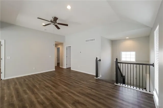 $2,110 | 10909 Highview Road, Peculiar, MO 64078