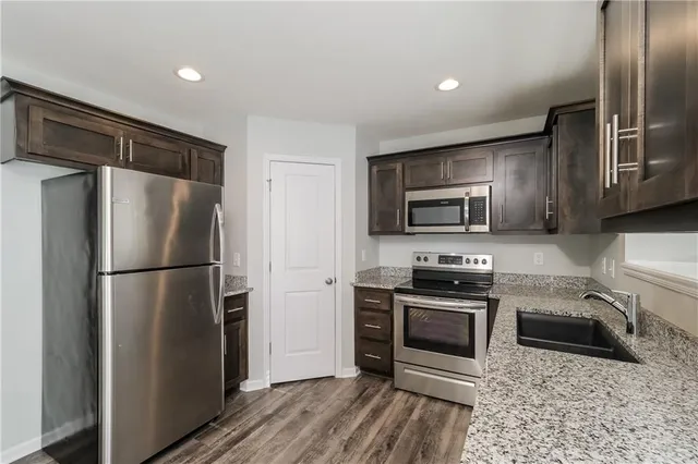 $2,110 | 10909 Highview Road, Peculiar, MO 64078