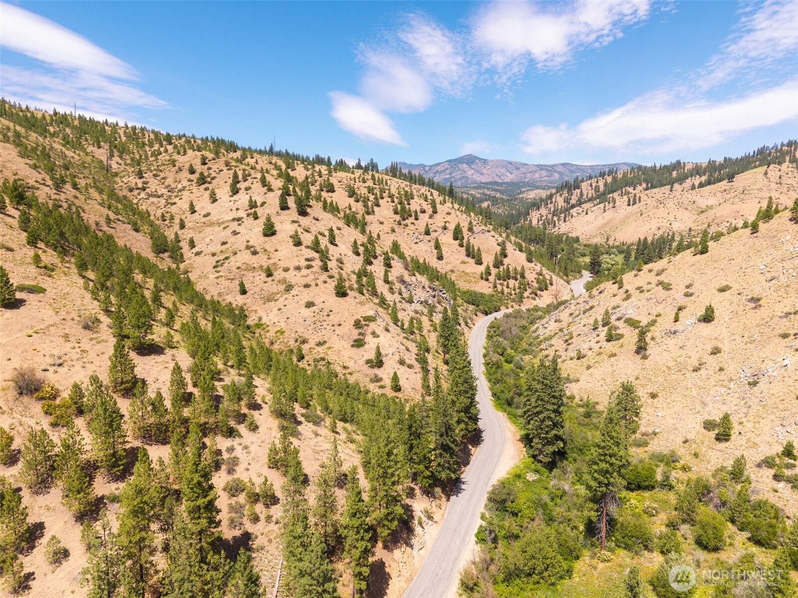 3-lot Mud Creek Road Entiat, WA 98822 - Photo 28 of 29 a view of a sky