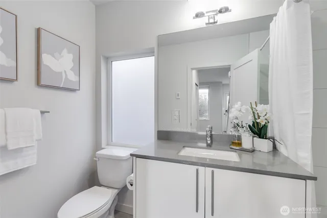 $839,900 | 1763 Northwest 59th Street, Unit A, Seattle, WA 98107