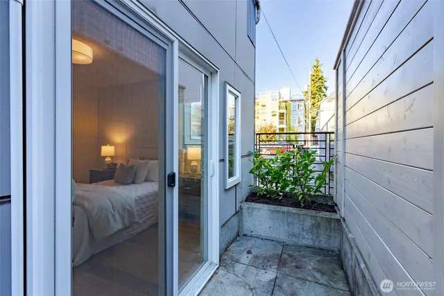 $839,900 | 1763 Northwest 59th Street, Unit A, Seattle, WA 98107